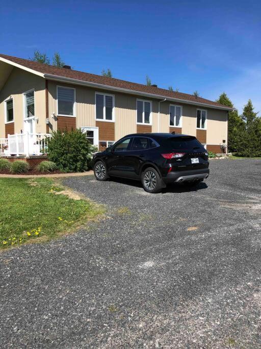 Aux Quatre Vents 4,5 Grand Logement Prive Lac-Mégantic Exterior photo