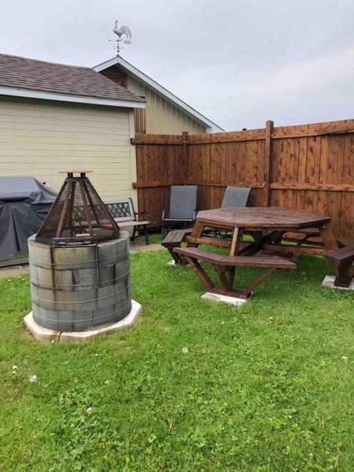 Aux Quatre Vents 4,5 Grand Logement Prive Lac-Mégantic Exterior photo